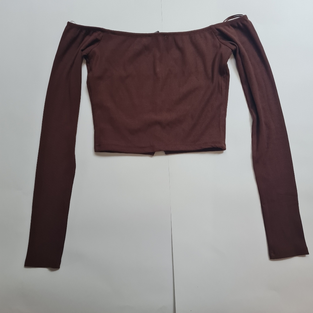 Naked wardrobe off shoulder long sleeve cropped top in chocolate brown - Picture 9 of 9